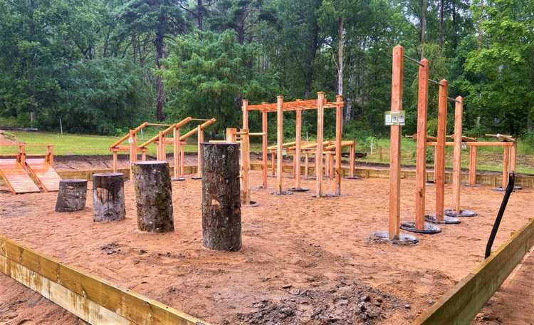 Monterat utegym